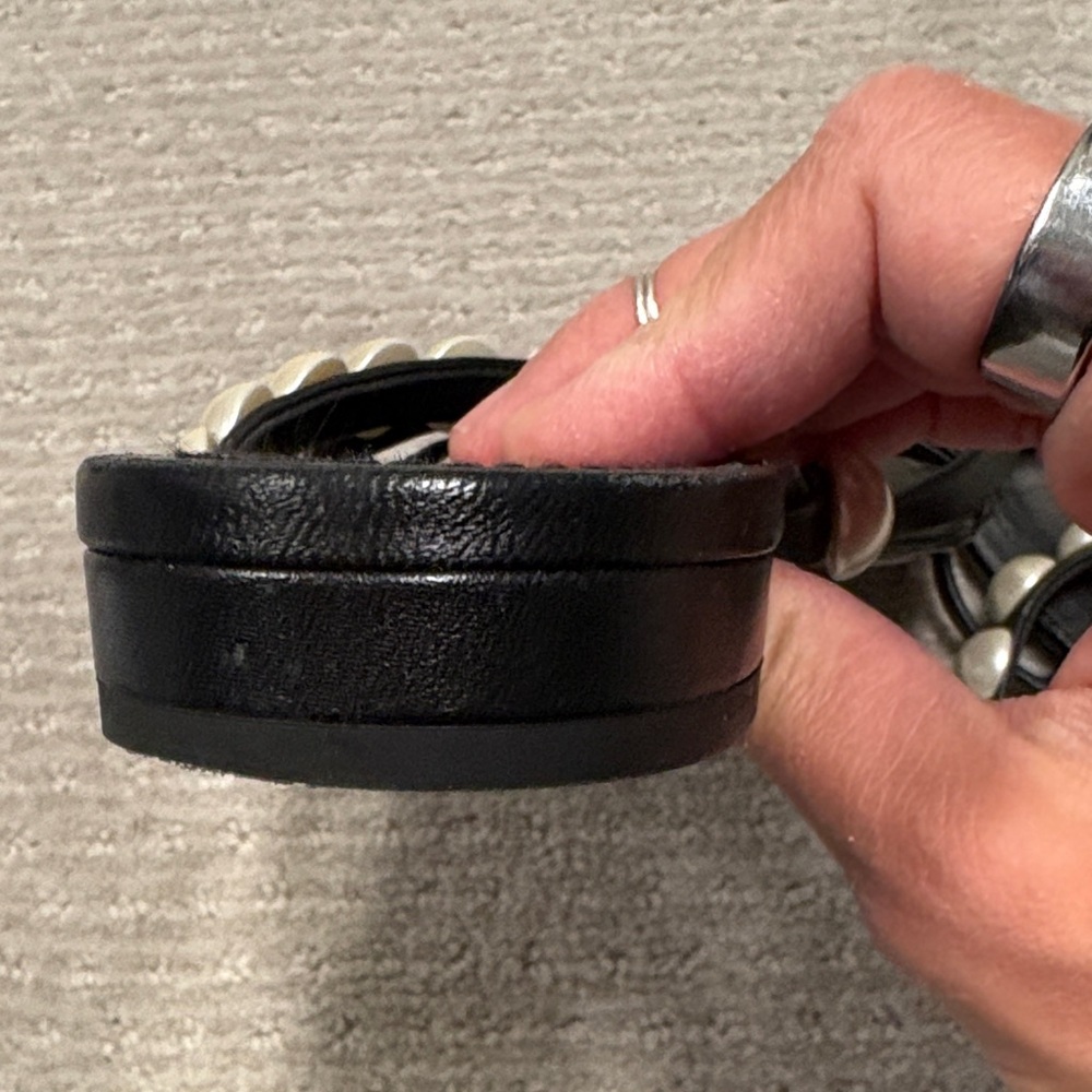 CHANEL Black Leather Pearl-Trim Slide Sandals - Picture 8 of 10